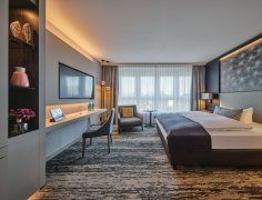 KP23-01 Kranz Parkhotel