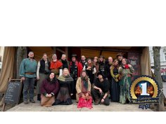 Händler und Musiker auf der Bühne