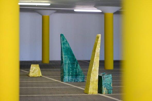 Keramikobjekte von Alix Brodeur