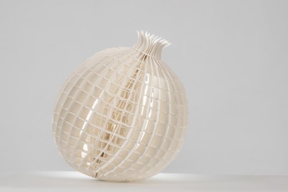 Keramikobjekt in Ananasform von Maria Pohlkämper