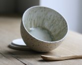 Schale mit Holzlöffel von Mia Maya Christopheren