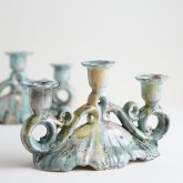 Rechteckige Teller mit Blätter-Dekor von Nicole Thoss