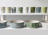 Jutta Becker Schalen und Becher getupft von Jutta Becker