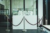 White Accumulation von Martin Bodilsen Kaldahl, Keramikobjekt in Weiß