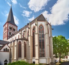 Nahaufnahme der Kirche Sankt Servatius Nahaufnahme der Kirche Sankt Servatius