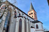 Kirche Sankt Servatius von der Seite Kirche Sankt Servatius von der Seite