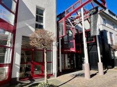 Haupteingang der Stadtbibliothek